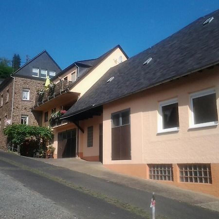 Weingut-Gaestehaus Karl Otto Nalbach Hotel Briedel Buitenkant foto